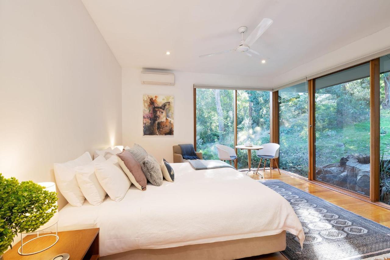 Cladich Pavilions Bed And Breakfast Aldgate ภายนอก รูปภาพ