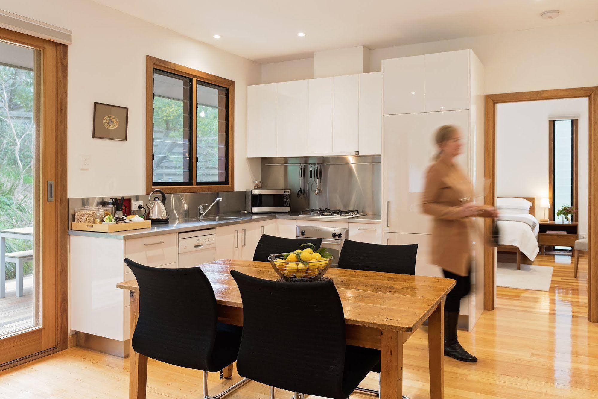 Cladich Pavilions Bed And Breakfast Aldgate ภายนอก รูปภาพ