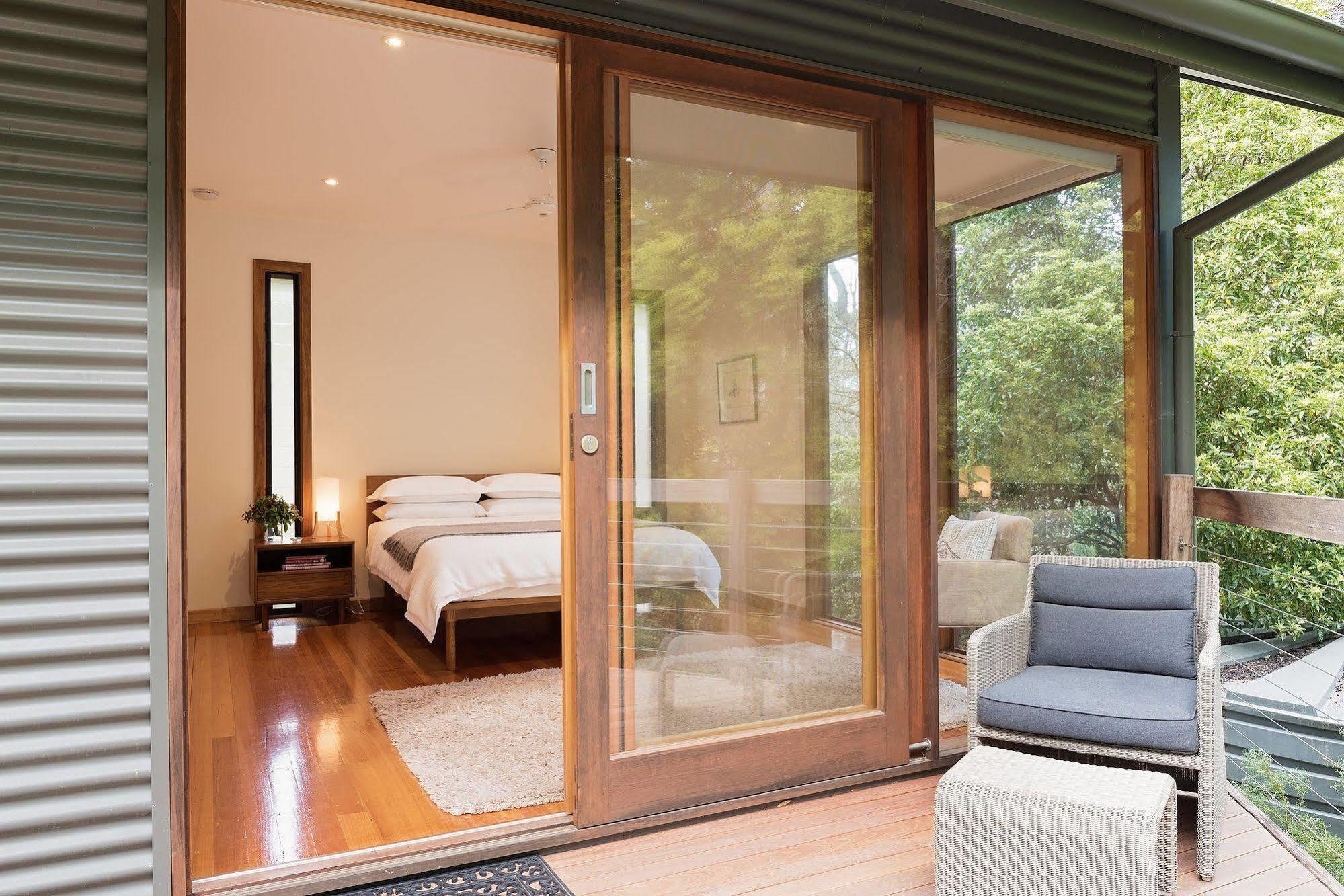 Cladich Pavilions Bed And Breakfast Aldgate ภายนอก รูปภาพ